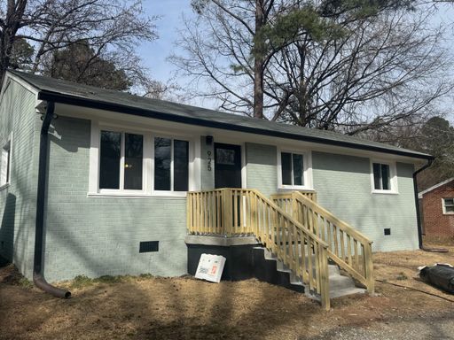 1/2 Month Free Rent Special!!! Totally remodeled inside and out two bedroom house. Move In Ready. Don't Miss Out! – photo 1