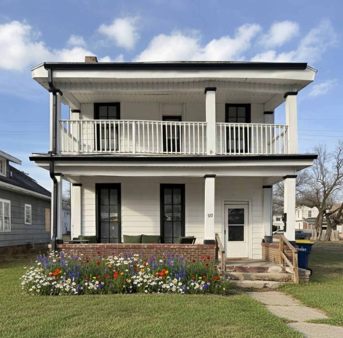 Terre Haute Apartment: 519 S 8th Street