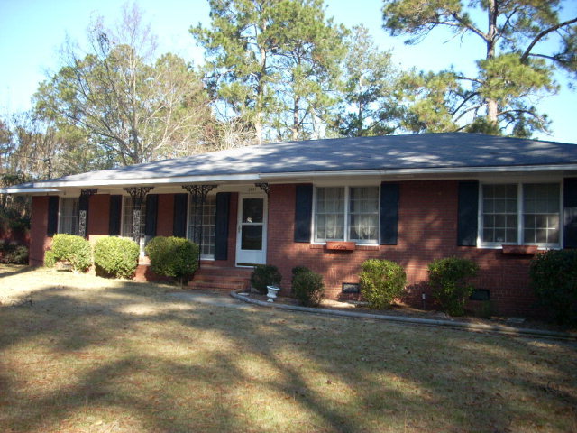 Columbus House: 2931 Glenbrook Drive