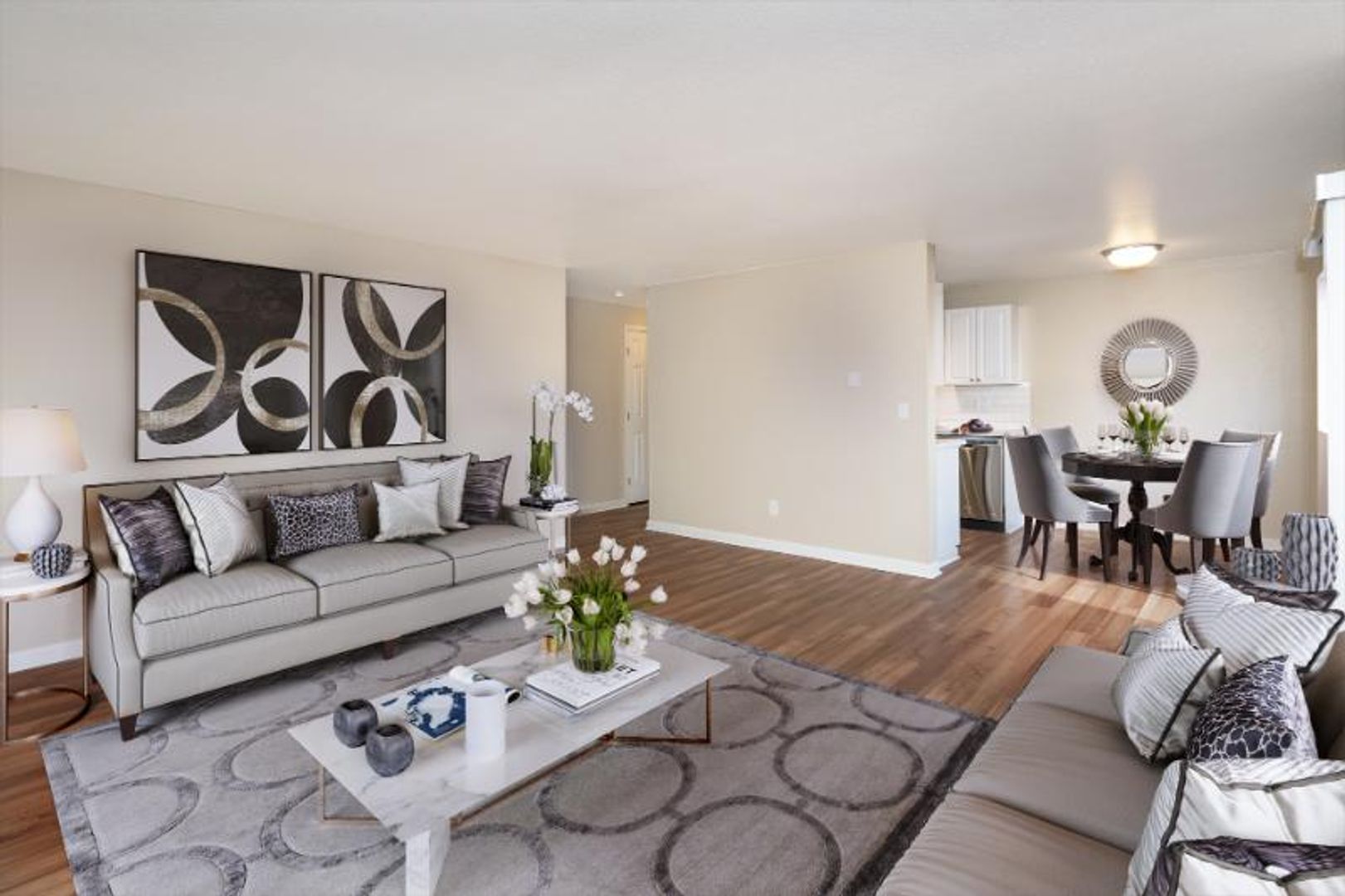 Kirkland Apartment: 10212 NE 68th St