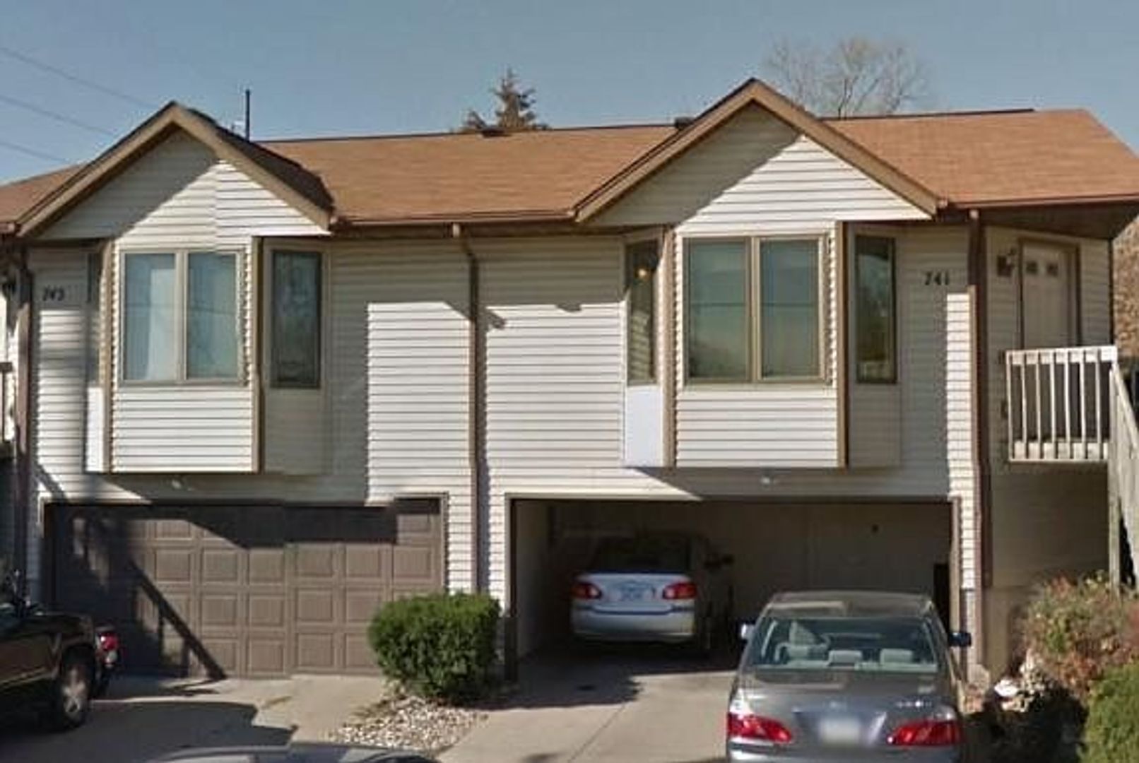 Iowa City Apartment: 741-743 Orchard Street