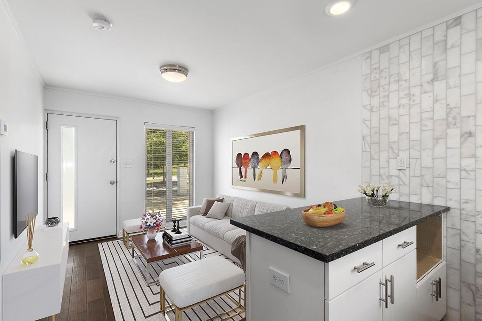 Auburn Apartment: 376 W. Magnolia Ave. Auburn