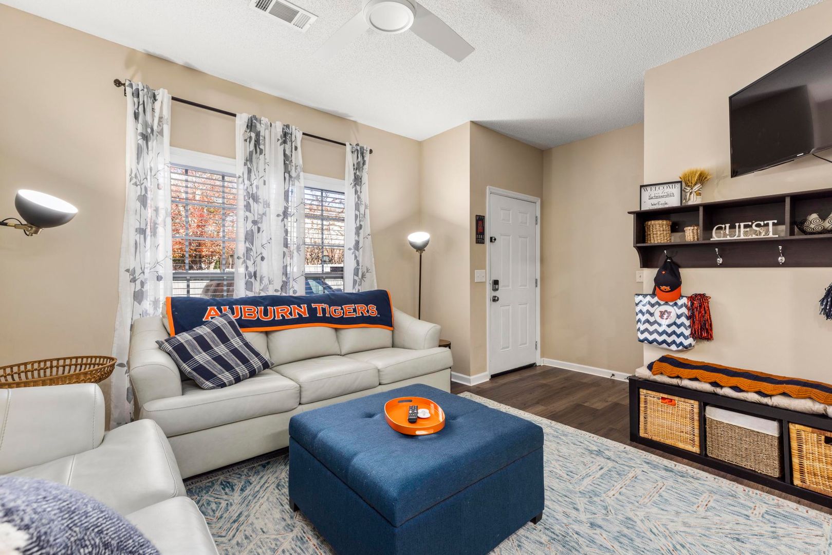 Auburn Condo: 423 N Donahue #5