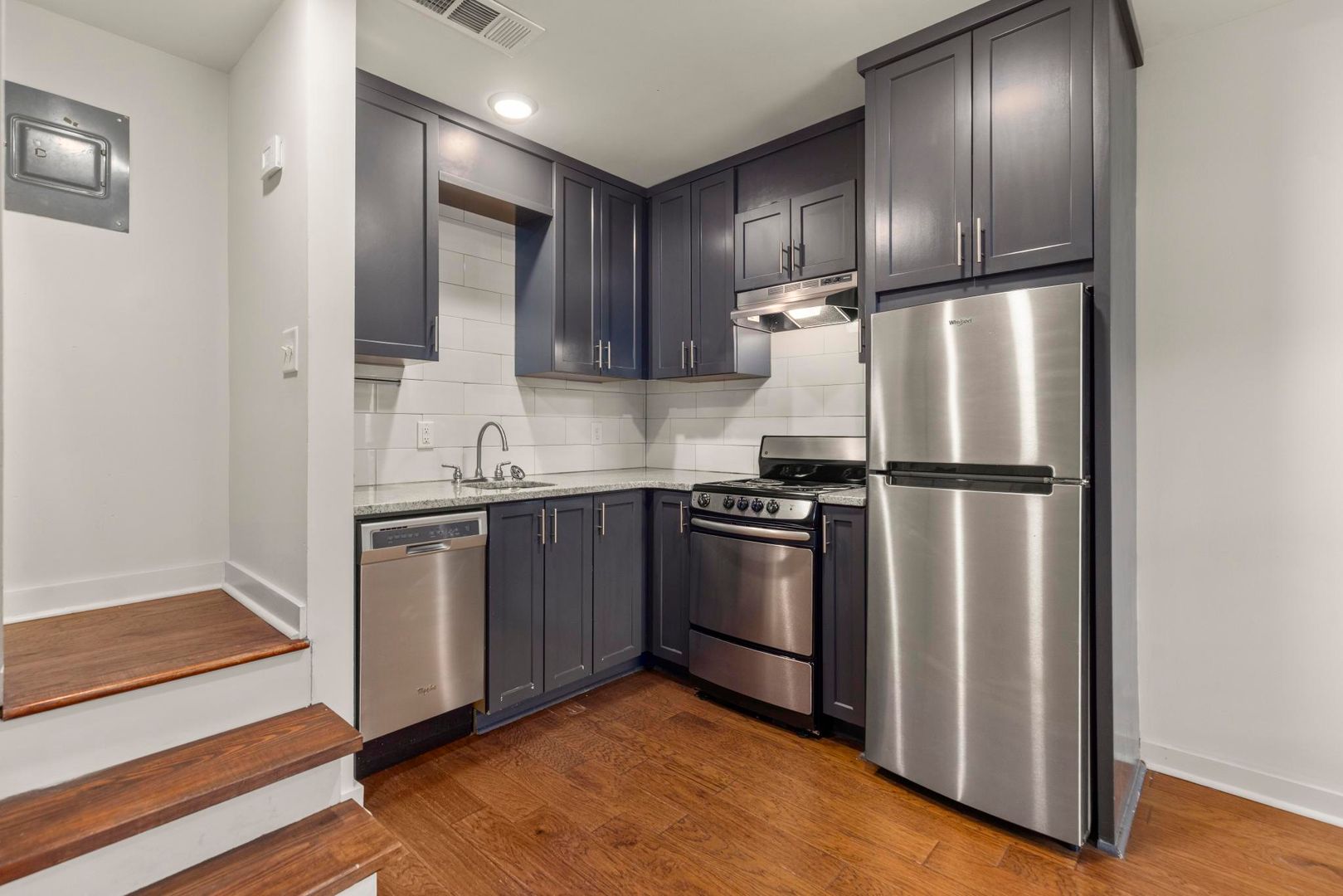 Auburn Apartment: 116 Cox Street Auburn