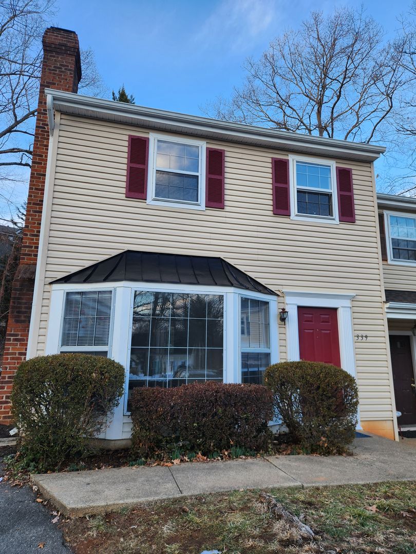 Charlottesville Townhome: 339 Bennington Rd