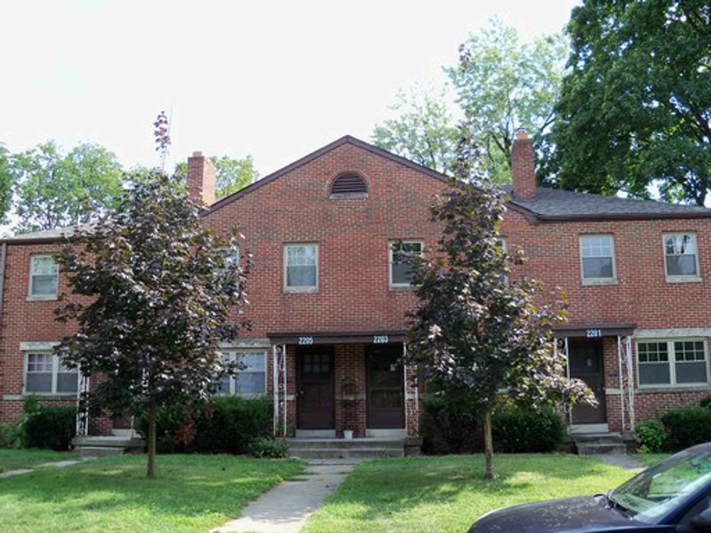 Bexley Apartment: 896-902 Sheridan Road