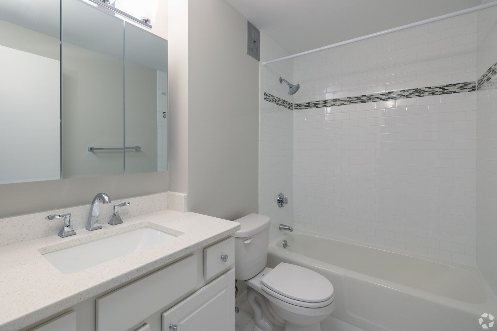 Stonehill Towers 6 of 10