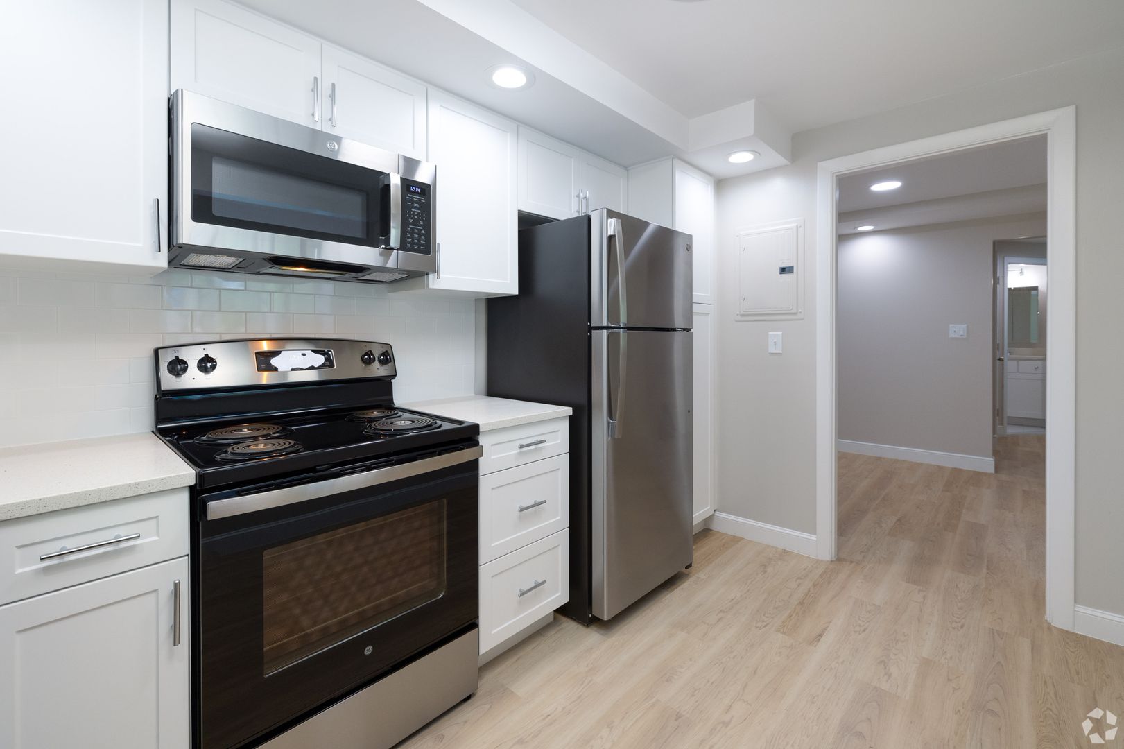 Stoneham Apartment: 5 Stonehill Drive