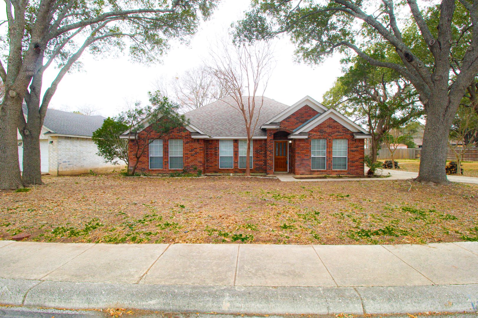 San Antonio House: 6703 Ridge Place