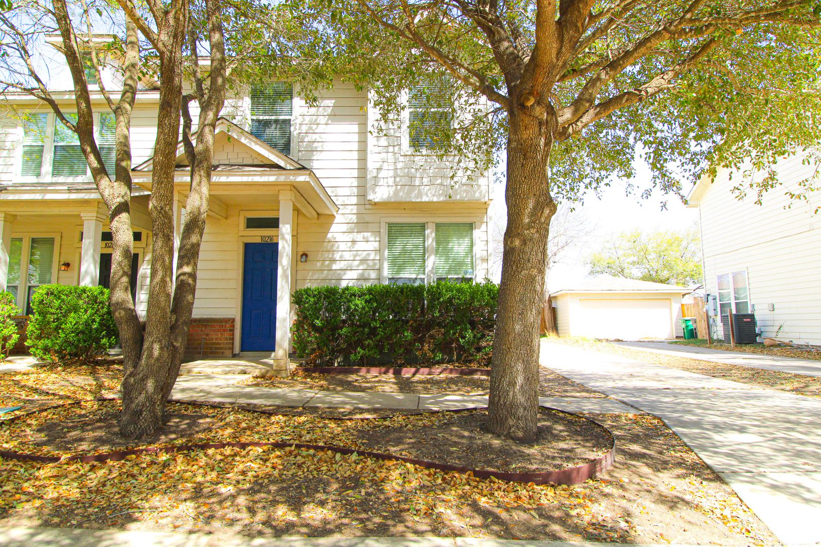 San Antonio House: 10216 Lateleaf Oak