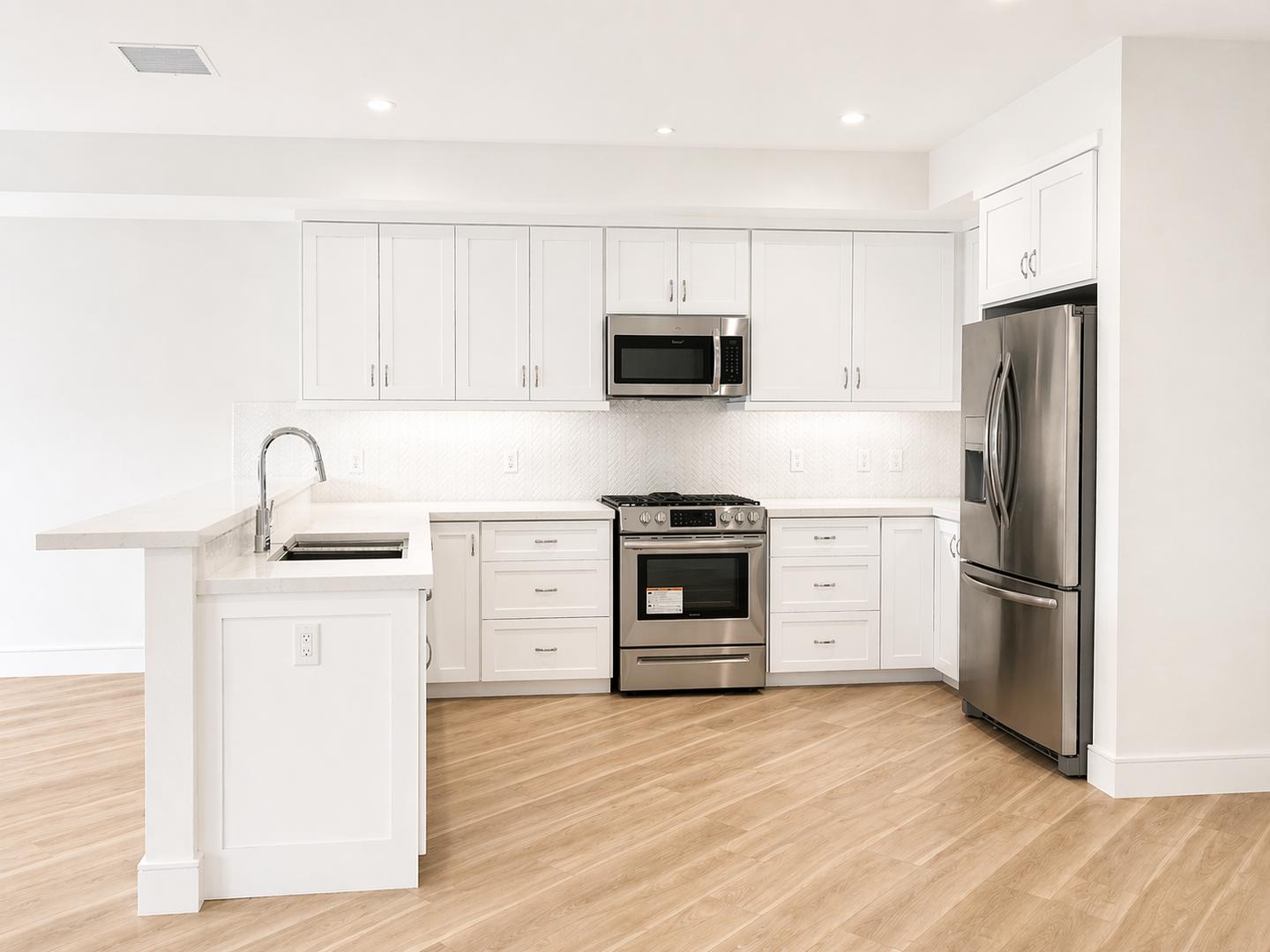 Redondo Beach Apartment: 1900 Firmona Ave. Unit B