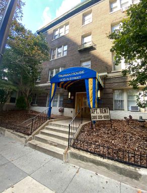 Cozy Studio in the heart of Thomas and Logan Circles, off 14th Street! – photo 1