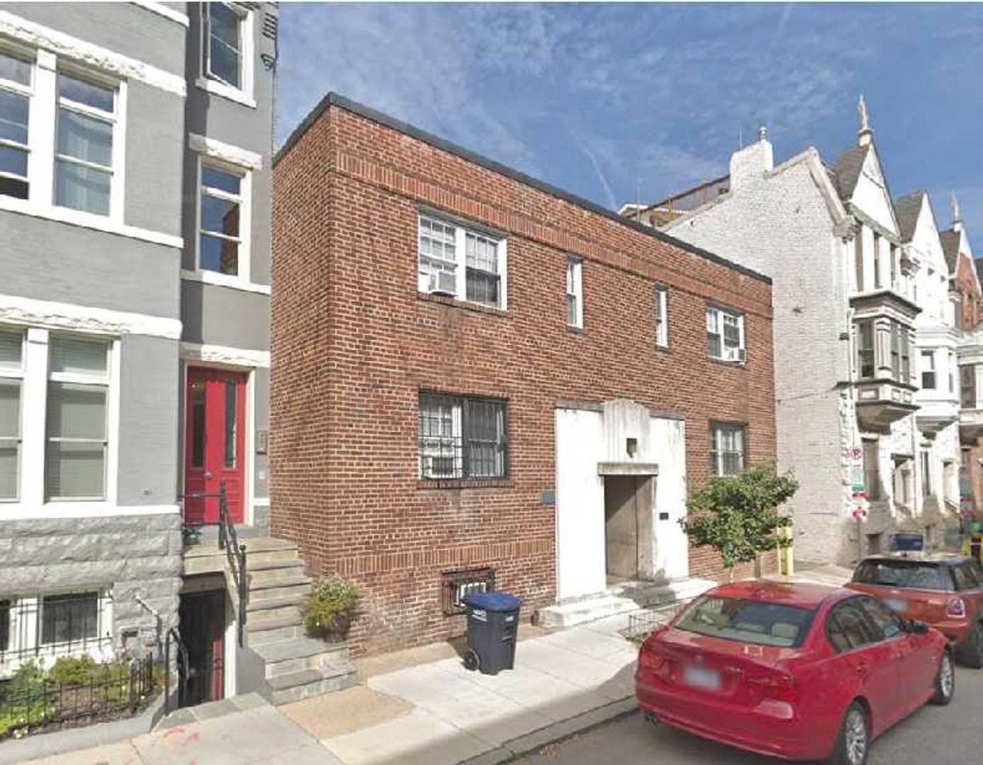 Washington Apartment: 1815 Riggs Place NW