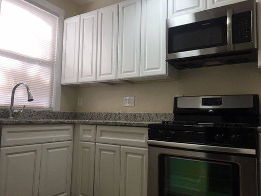 Newly Renovated 2 Bed / 1 Bath 1818 Kalorama Road, NW--1.5 month free rent special!!! – photo 1