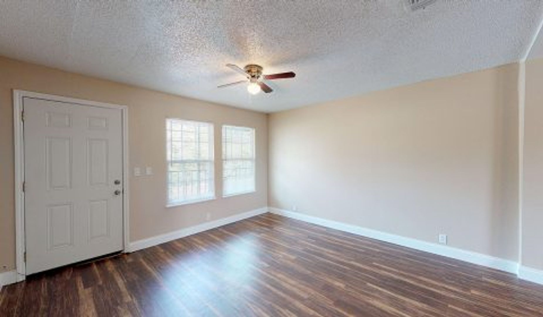 Buffalo Apartment: 149 Michael Ave