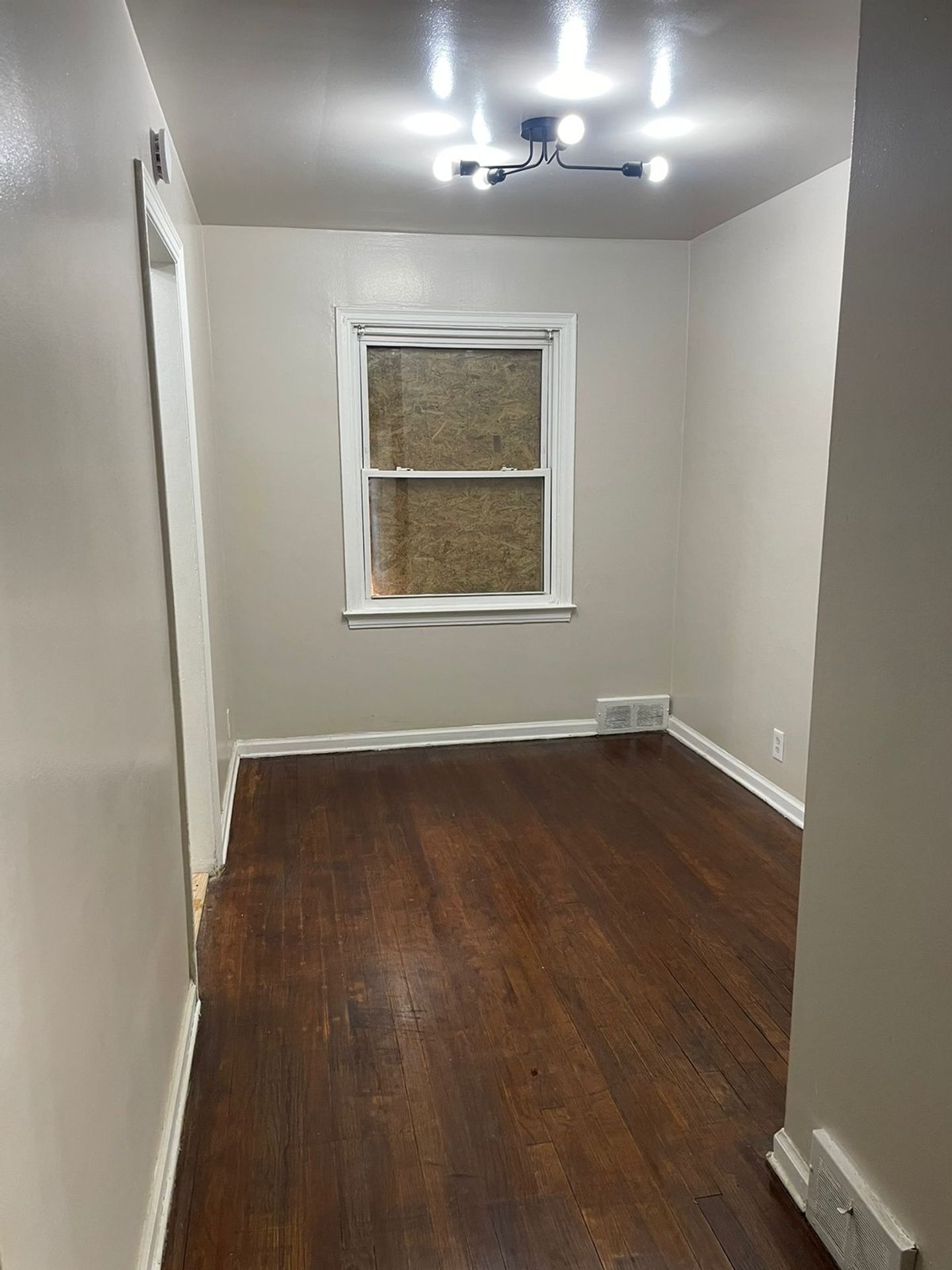Detroit Luxury Living Apartments 2 of 12