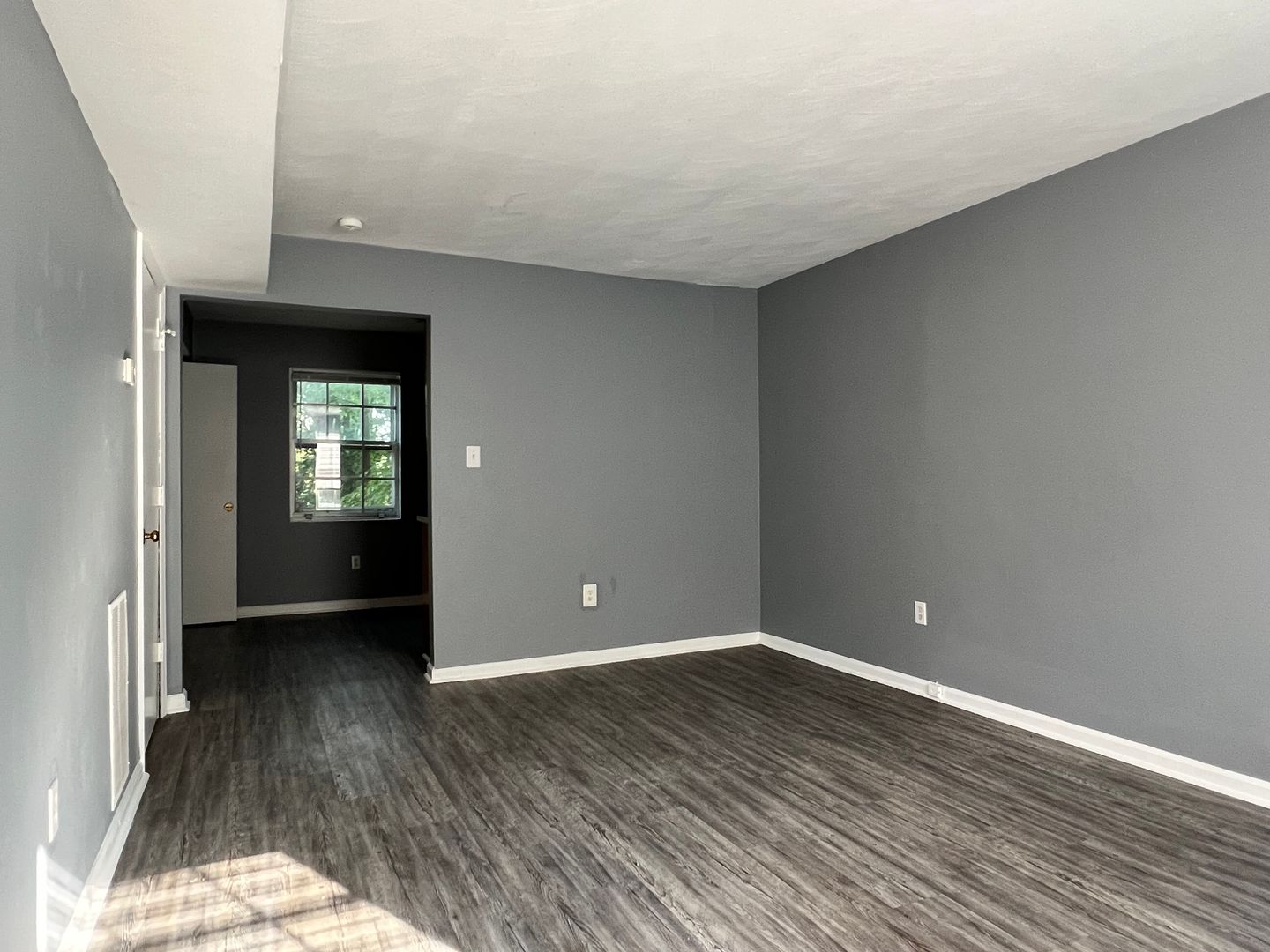 Vinton Apartment: 527-531 Chestnut St