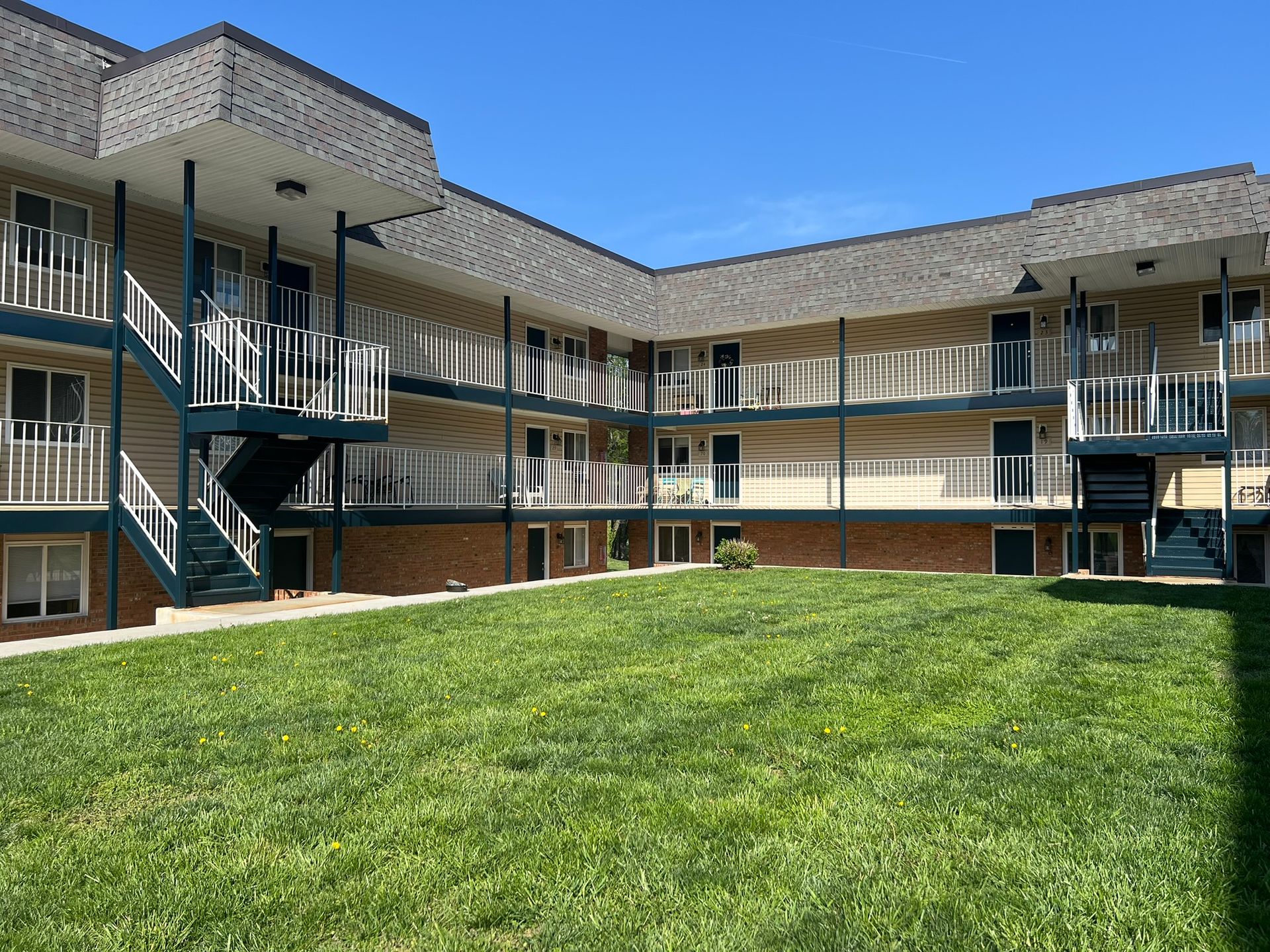 Roanoke Apartment: 2119 Electric Rd