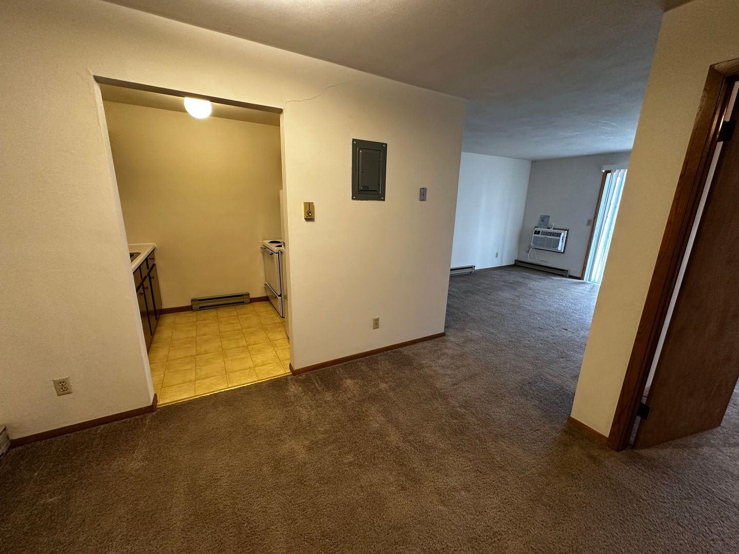 Janesville Apartment: 2025 W. Wall St.