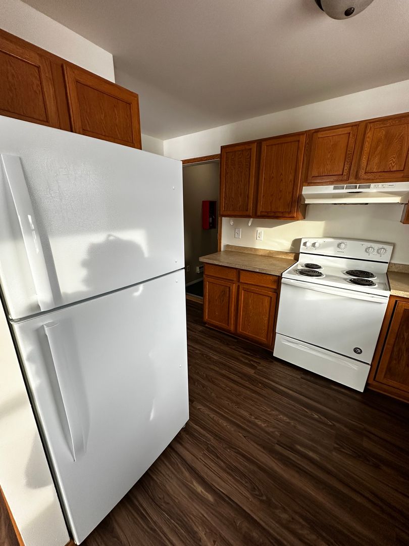 Edgerton Apartment: 1140 W. Winston Dr.