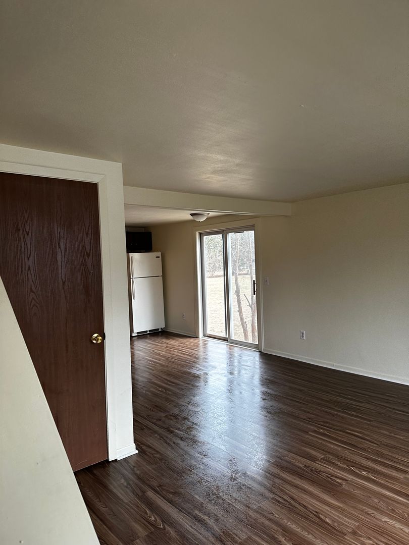 Milton Apartment: 38 - 40 Northside Dr.