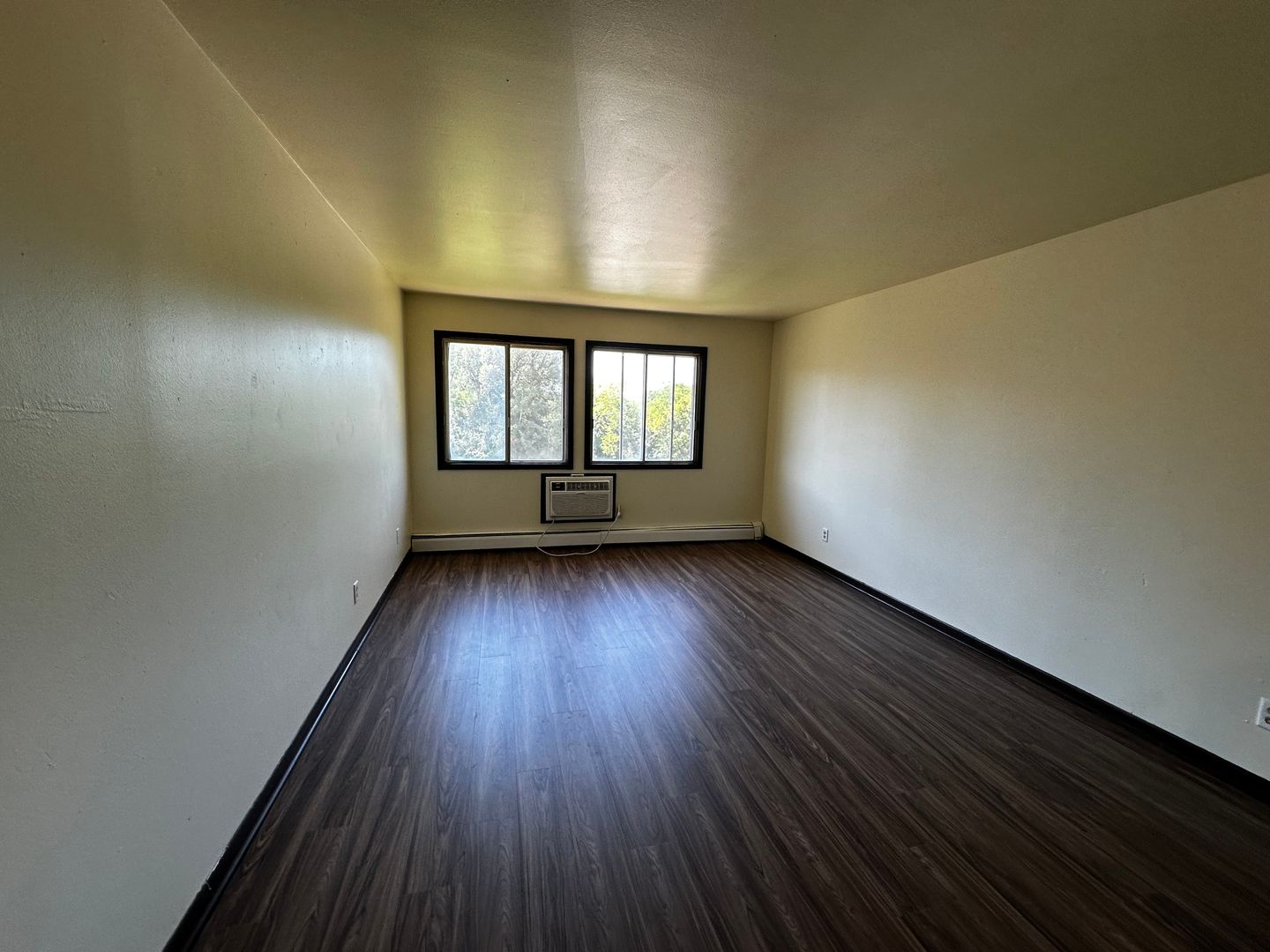 Delavan Apartment: 410 N. Terrace St.