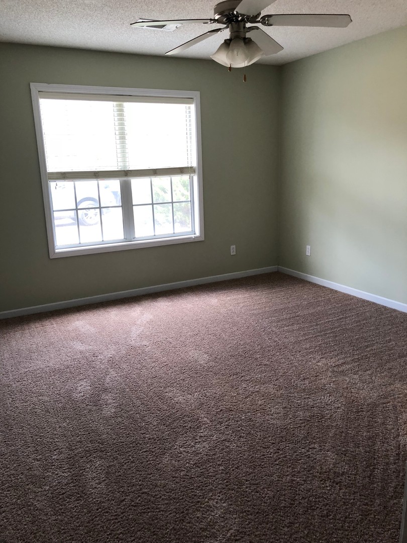 Oxford Townhome: 101 Private Rd 3089