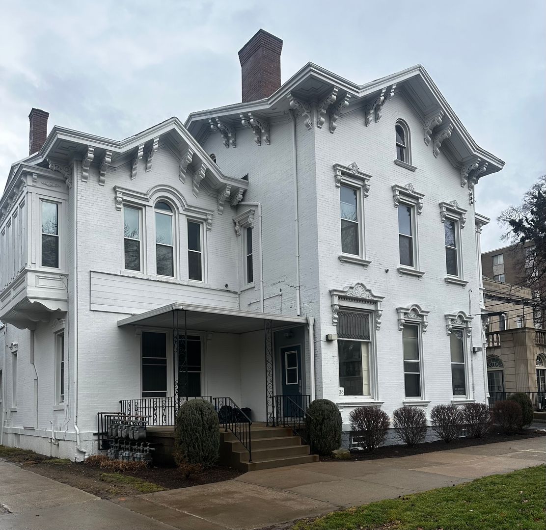 Princeton Apartments 