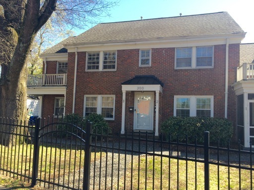 Raleigh Apartment: 300 Horne St. #4