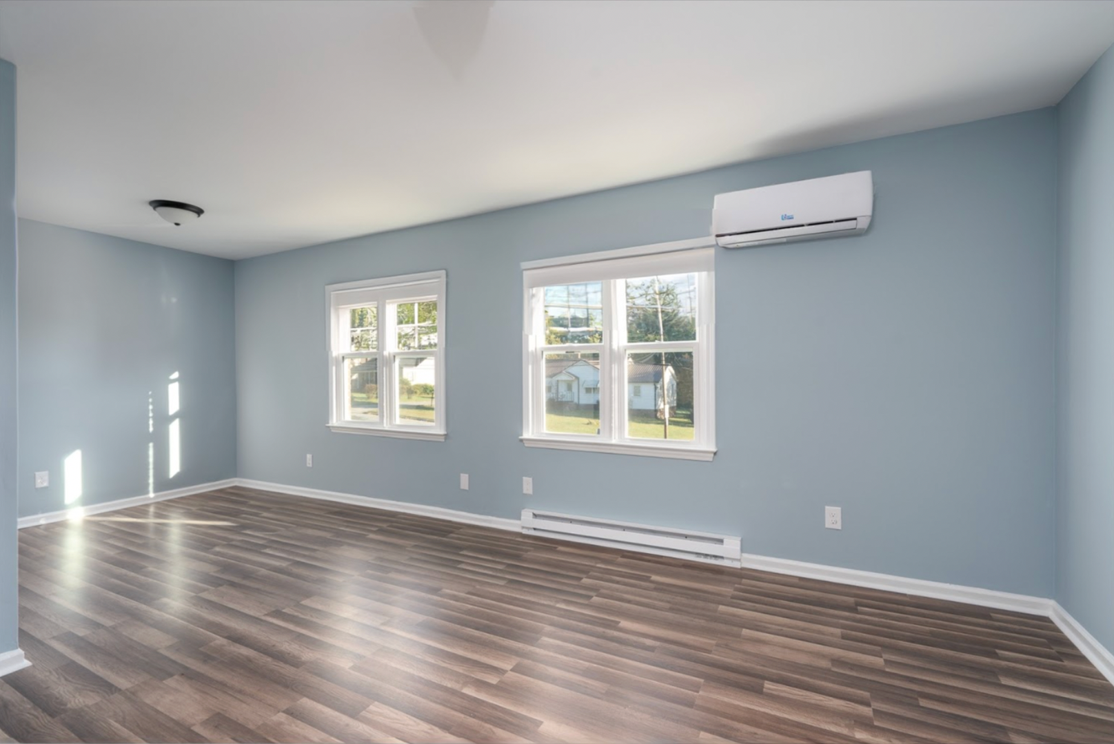 Salisbury Apartment: 817 E Lafayette St