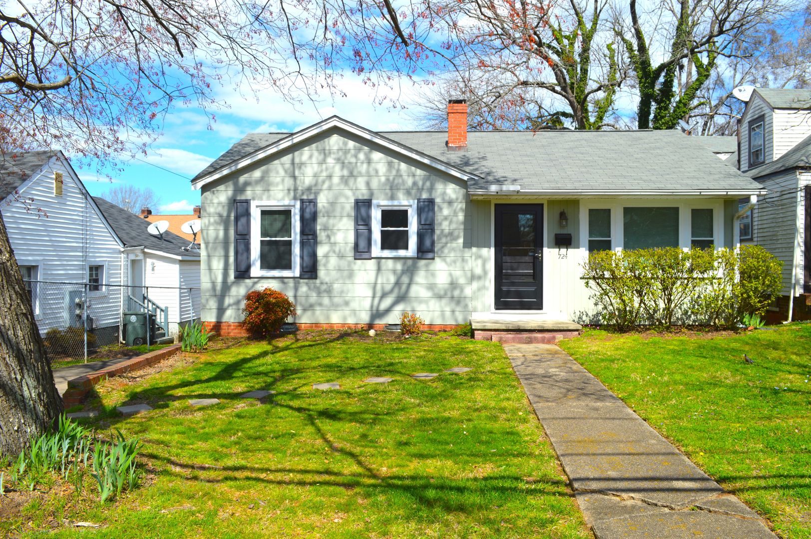 Salisbury House: 724 Maupin Ave.