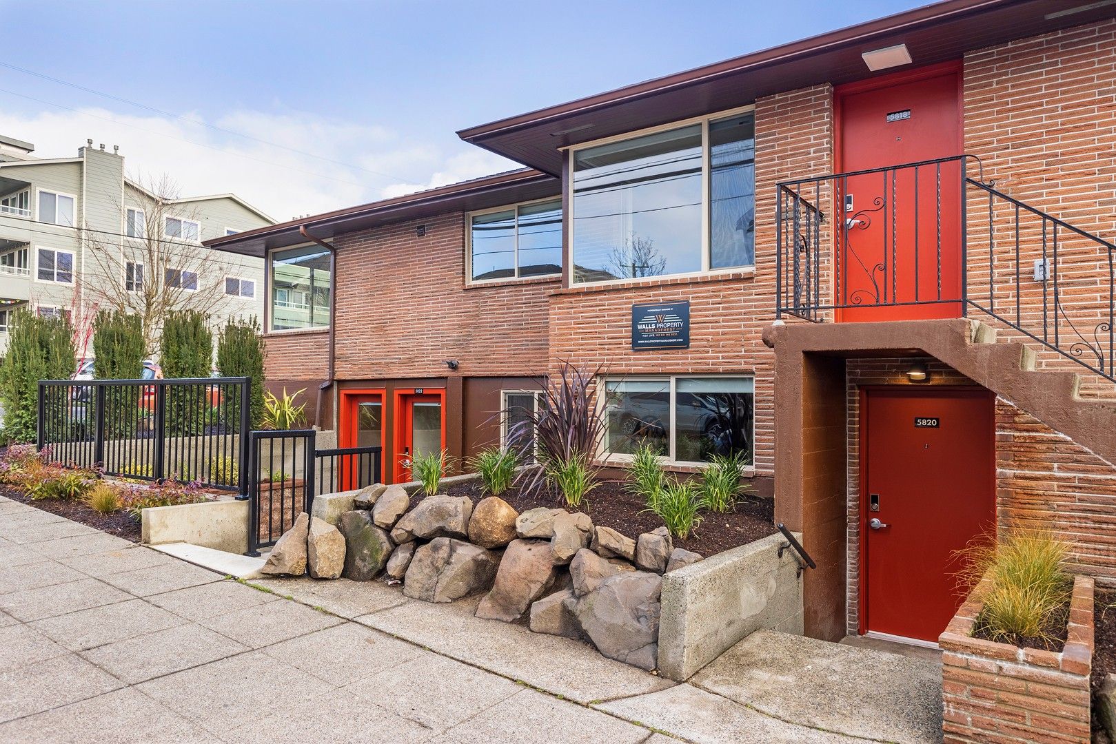 Seattle Apartment: 5820 26th Ave NW