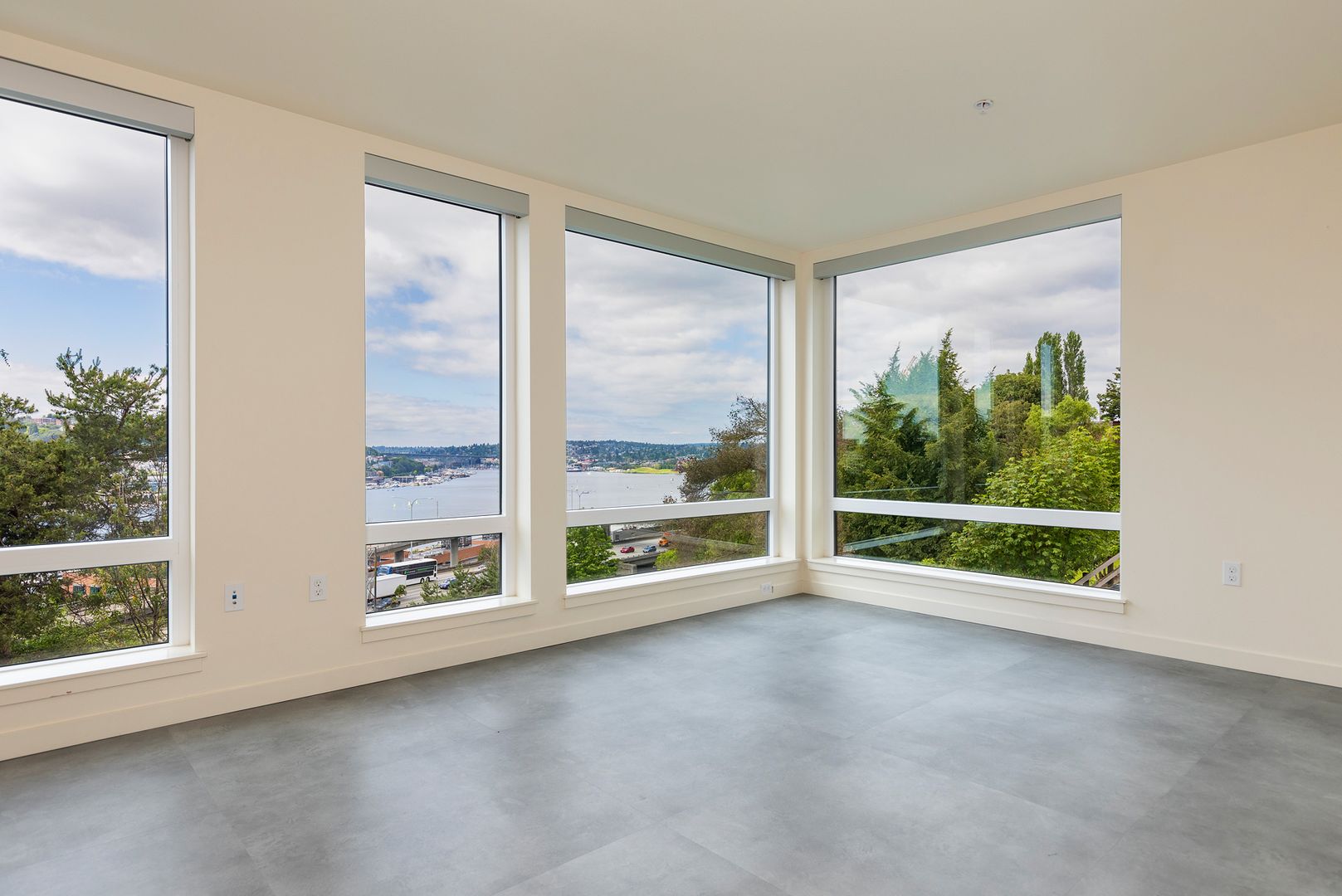 Seattle Apartment: 736 Bellevue Pl E