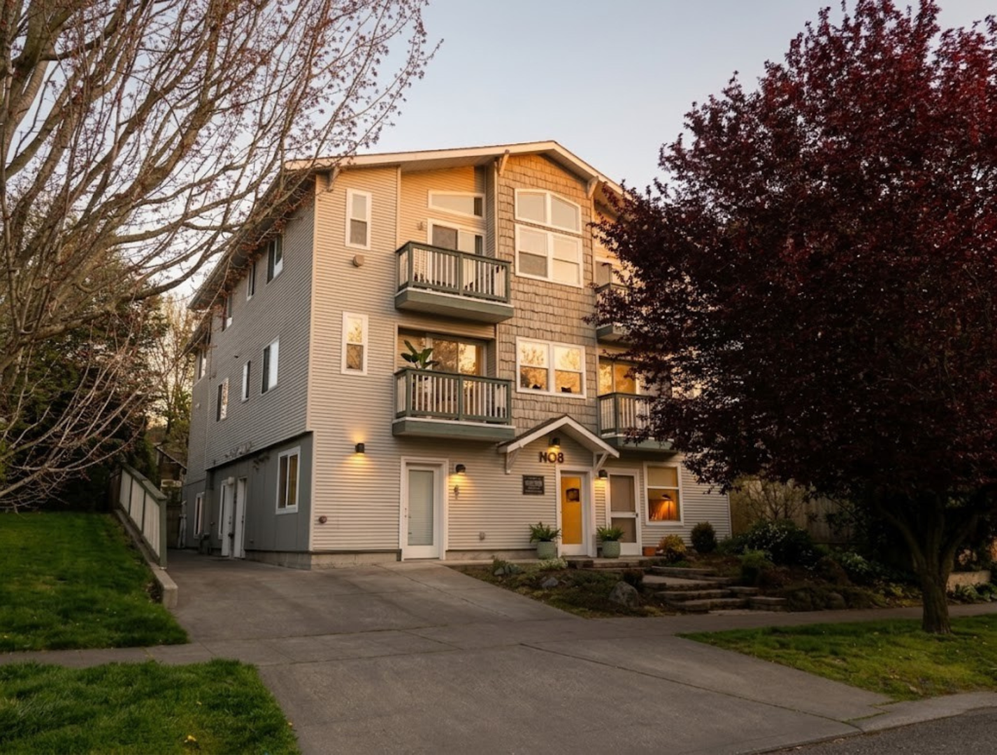 Seattle Apartment: 1408 NW 57th St