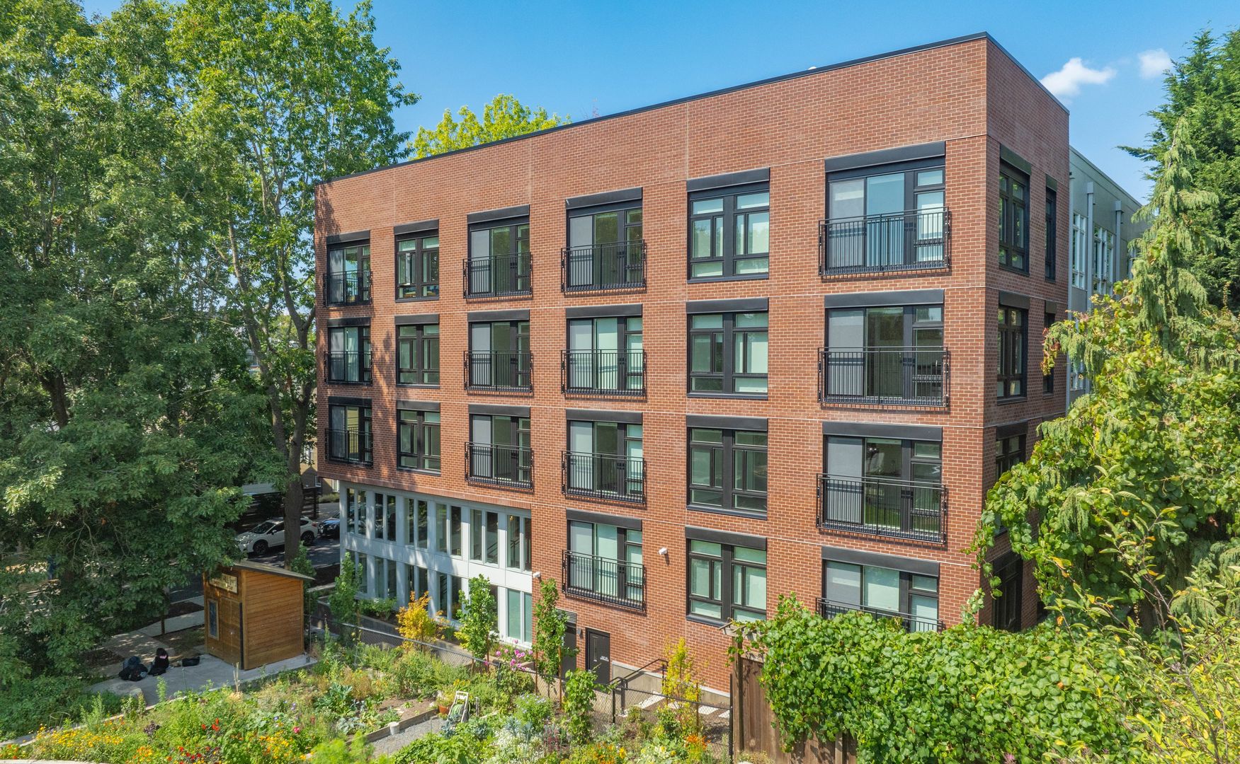 Seattle Apartment: 514 Federal Ave E