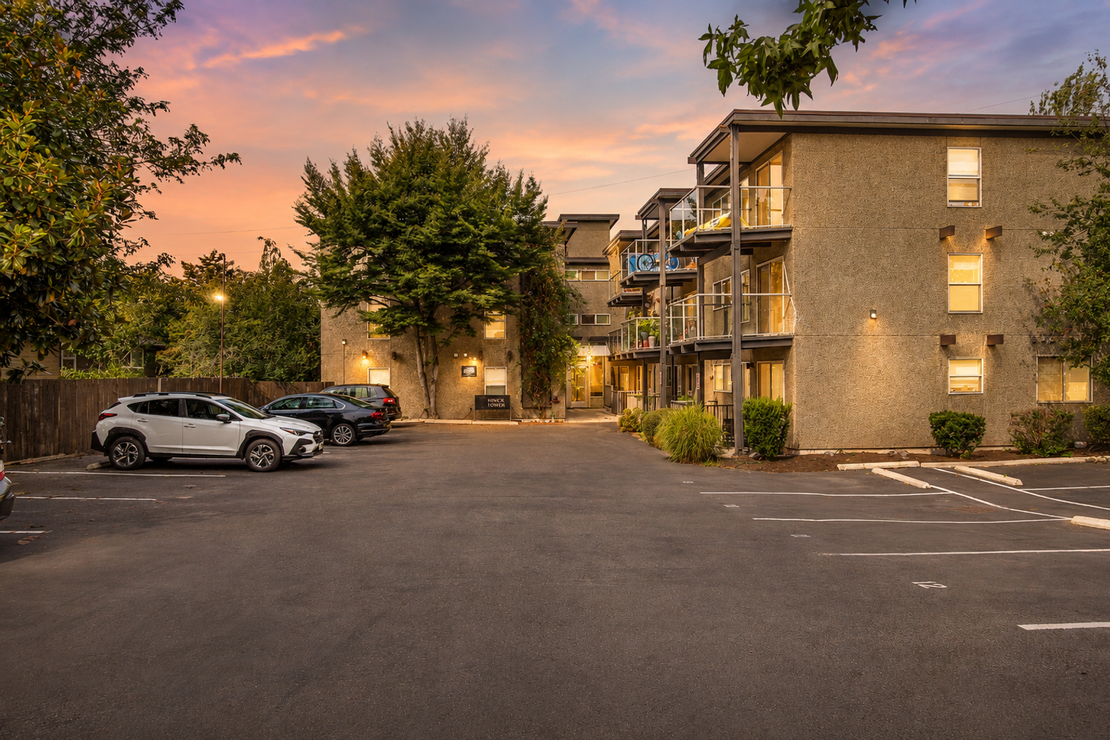Seattle Apartment: 2525 Minor Ave E