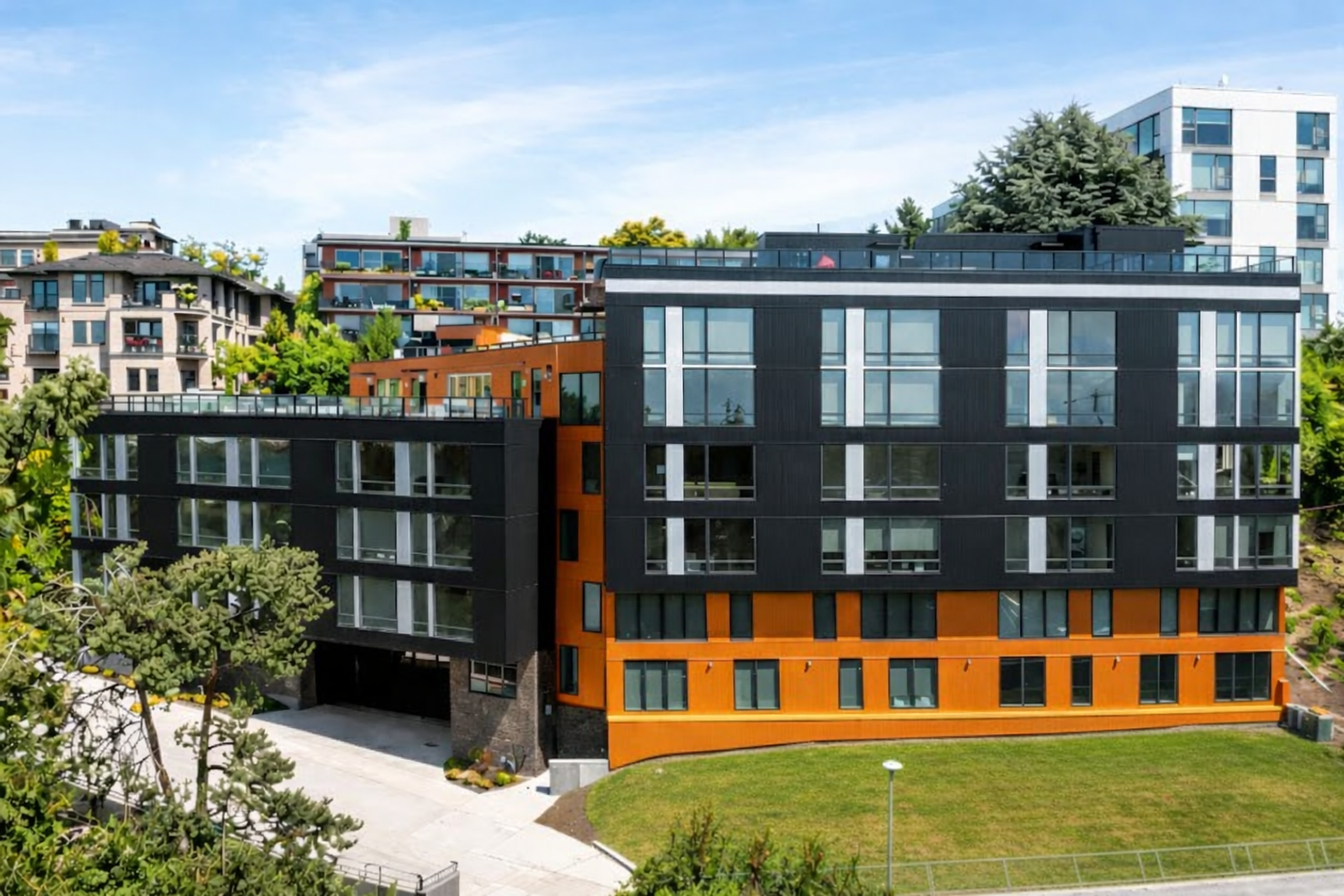 Seattle Apartment: 736 Bellevue Pl E