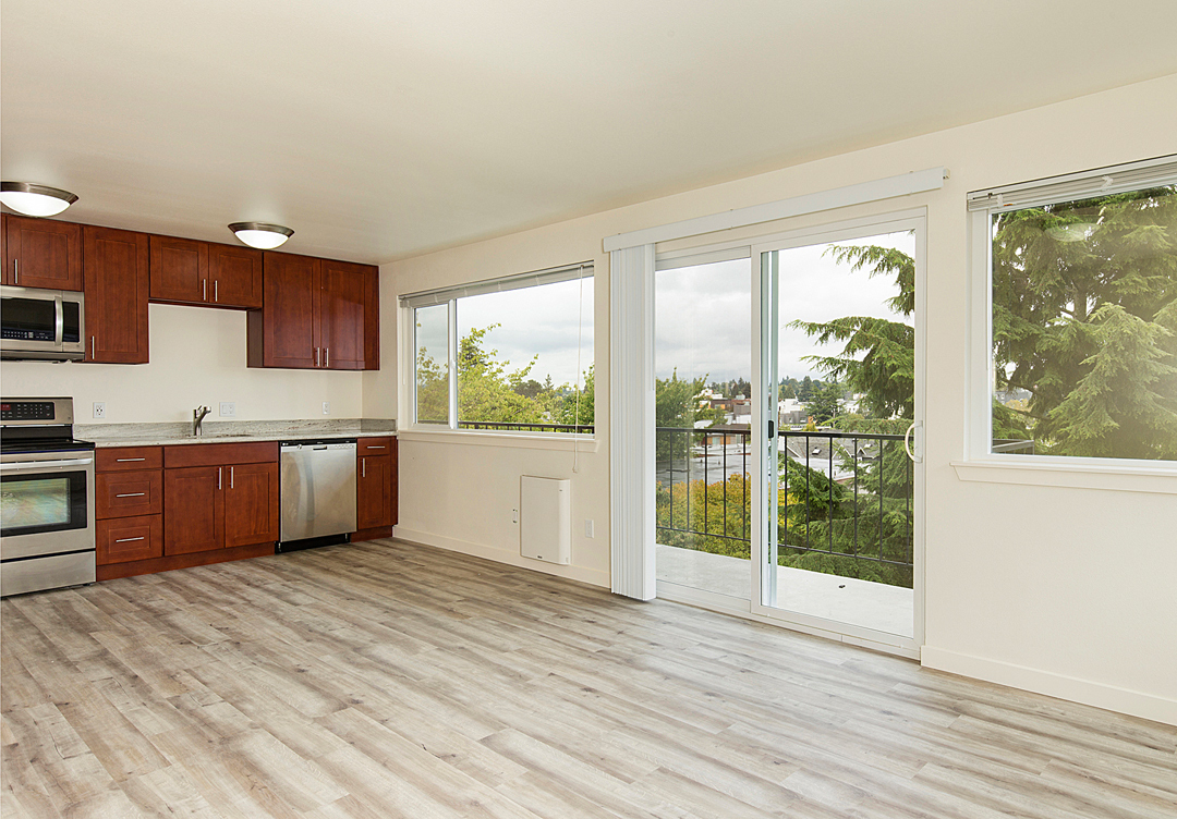 Seattle Apartment: 4314 Winslow Pl N