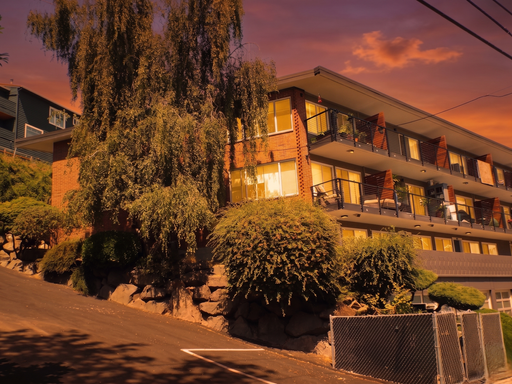 Magnolia Seattle 1 Bedroom + Den Apartment for Rent | Newly Remodeled, In-Unit Washer/Dryer, Private Balcony & Near Ballard Locks | 305-day lease term – photo 1