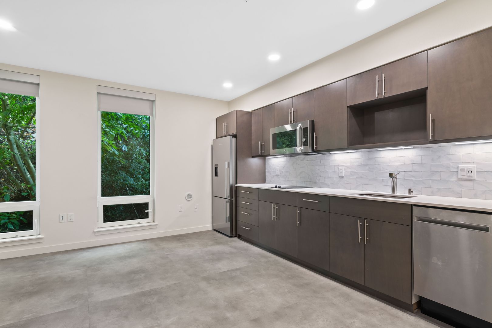 Seattle Apartment: 736 Bellevue Pl E