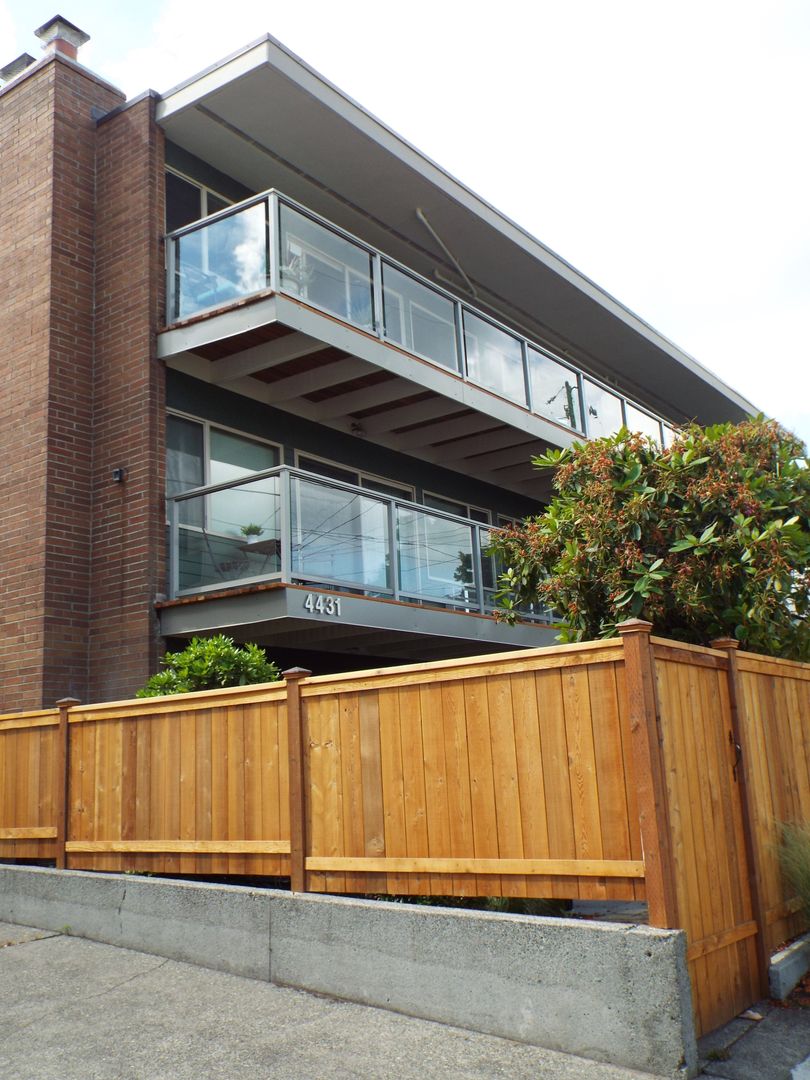 Seattle Apartment: 4431 Evanston Ave N