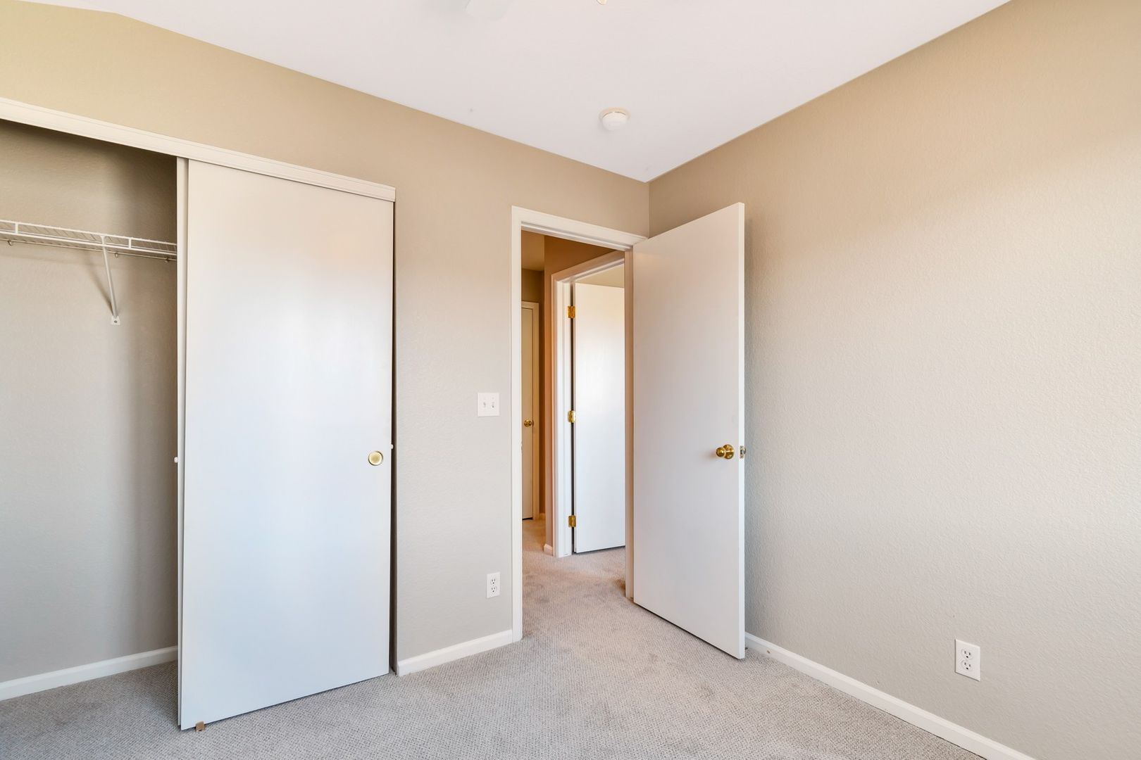 18980 E 58th Avenue 11 of 12