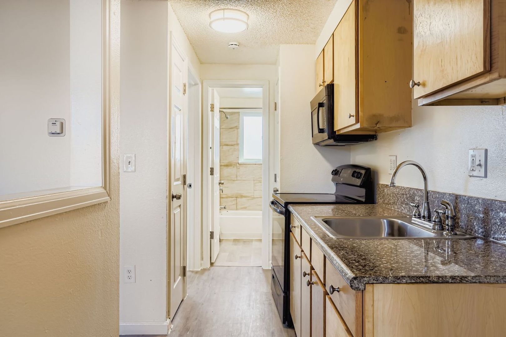 Aurora Apartment: 11102 E 16th Ave