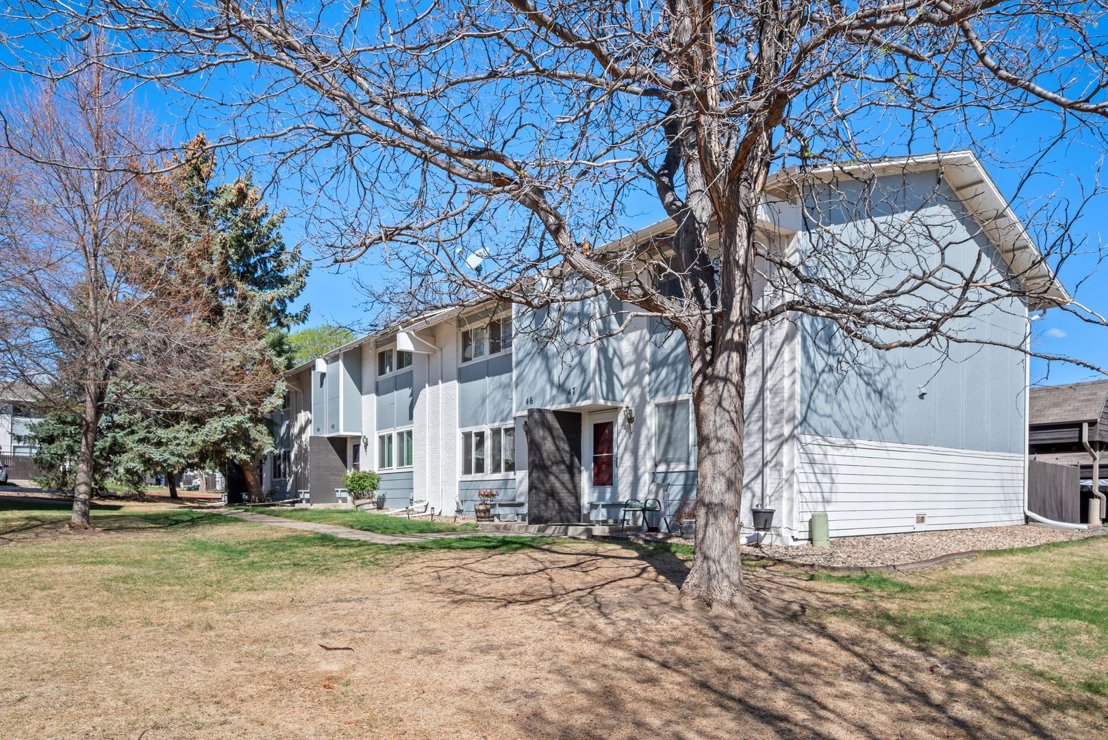 Broomfield Townhome: 42 Evergreen St
