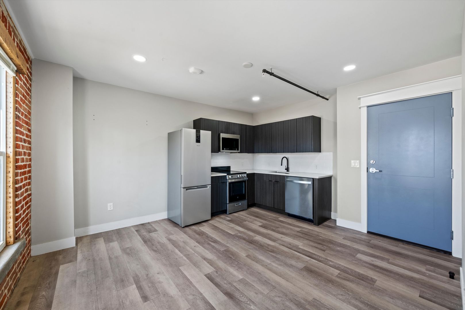 1440 N Clarkson St 7 of 12