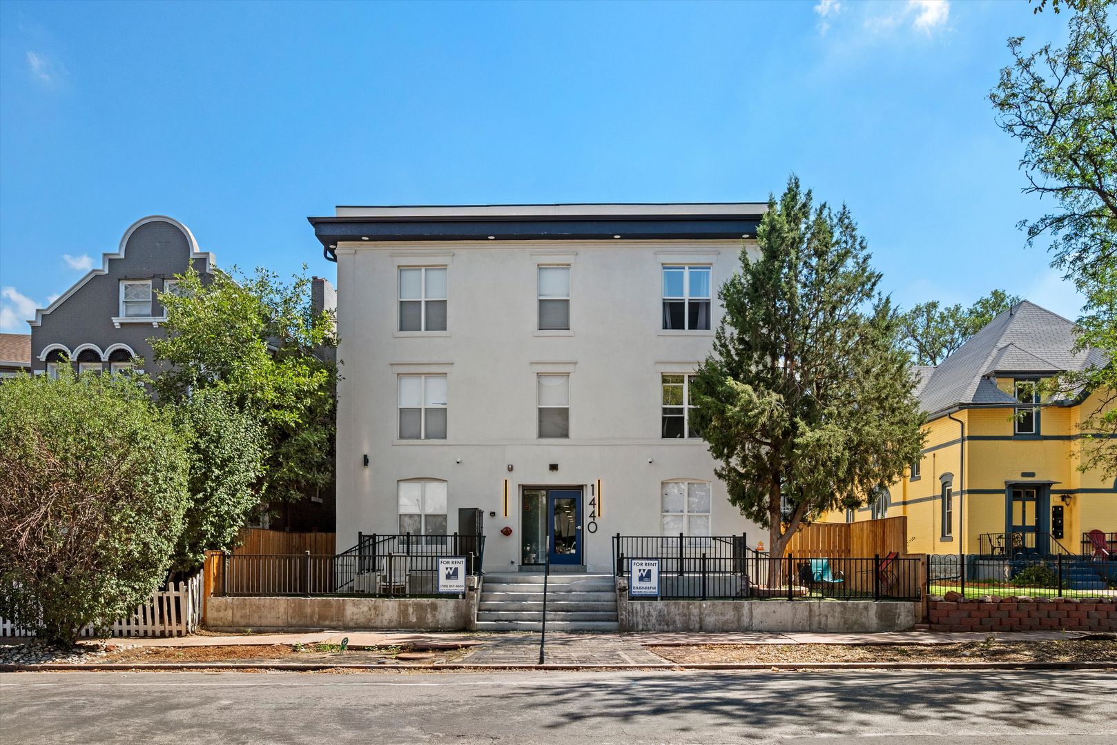 1440 N Clarkson St 1 of 8