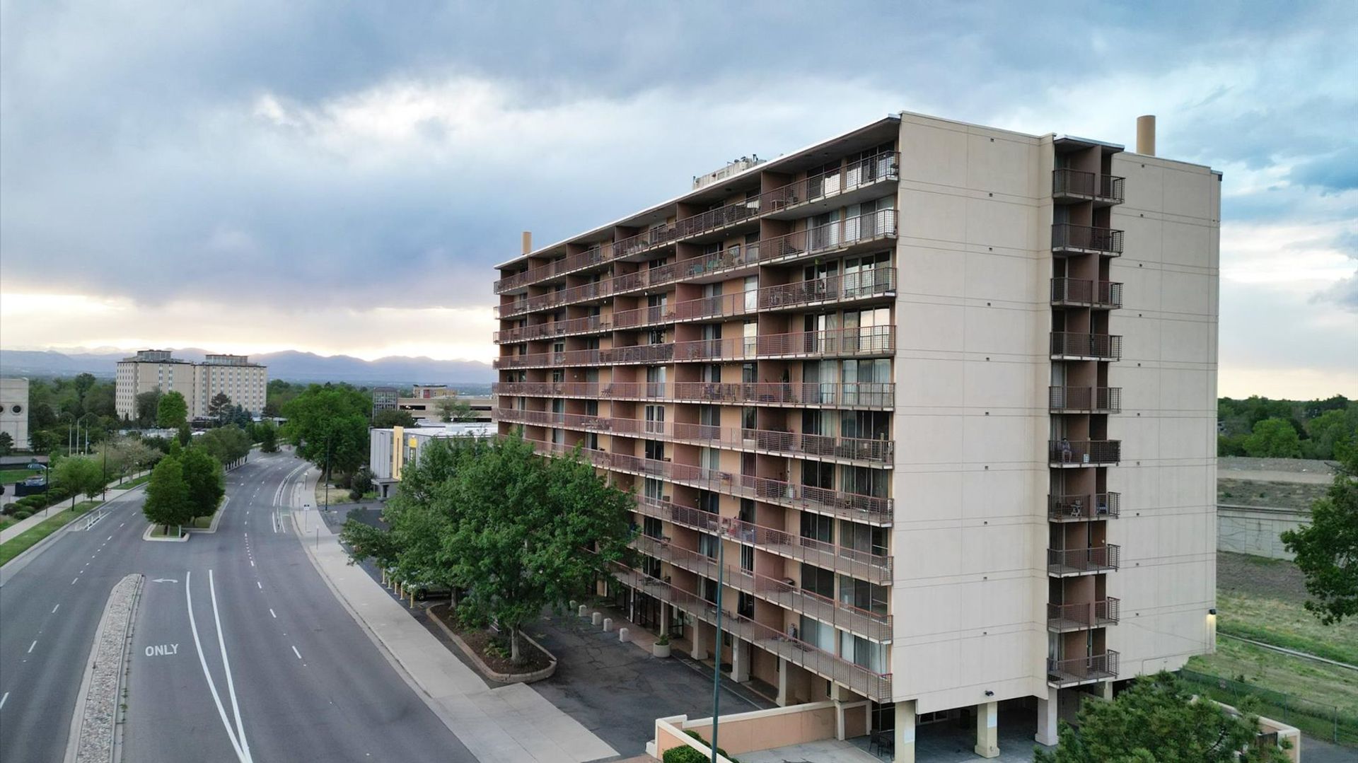 2225 E Buchtel Blvd #312 7 of 10
