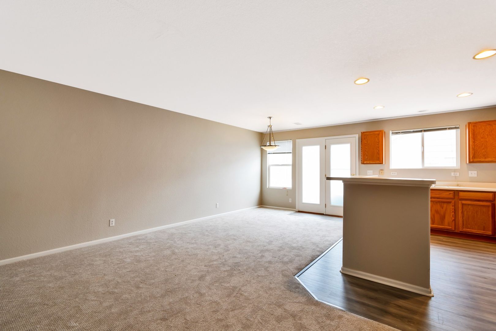 18980 E 58th Avenue 2 of 12