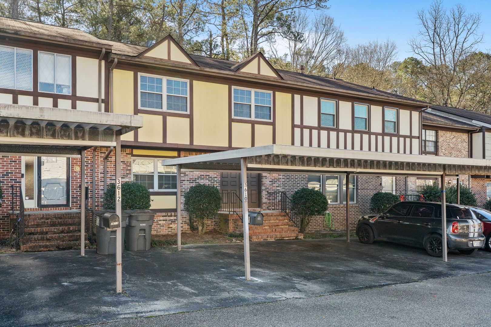 Hoover House: 3610 Haven View Cir.