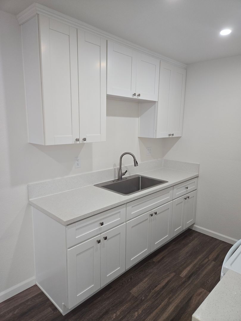 Chula Vista Apartment: 1255-71 Broadway